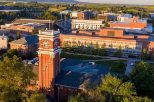 TOP 12 khóa học kỹ năng thuyết trình hấp dẫn 2025