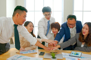 Top 10 công ty cung ứng nguồn nhân lực tốt nhất cho TMĐT