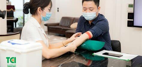 Top 9 dịch vụ xét nghiệm mỡ máu & đường huyết tại nhà chất lượng cao