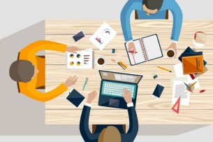 Khái niệm "vai trò" và "trách nhiệm" khác nhau thế nào?